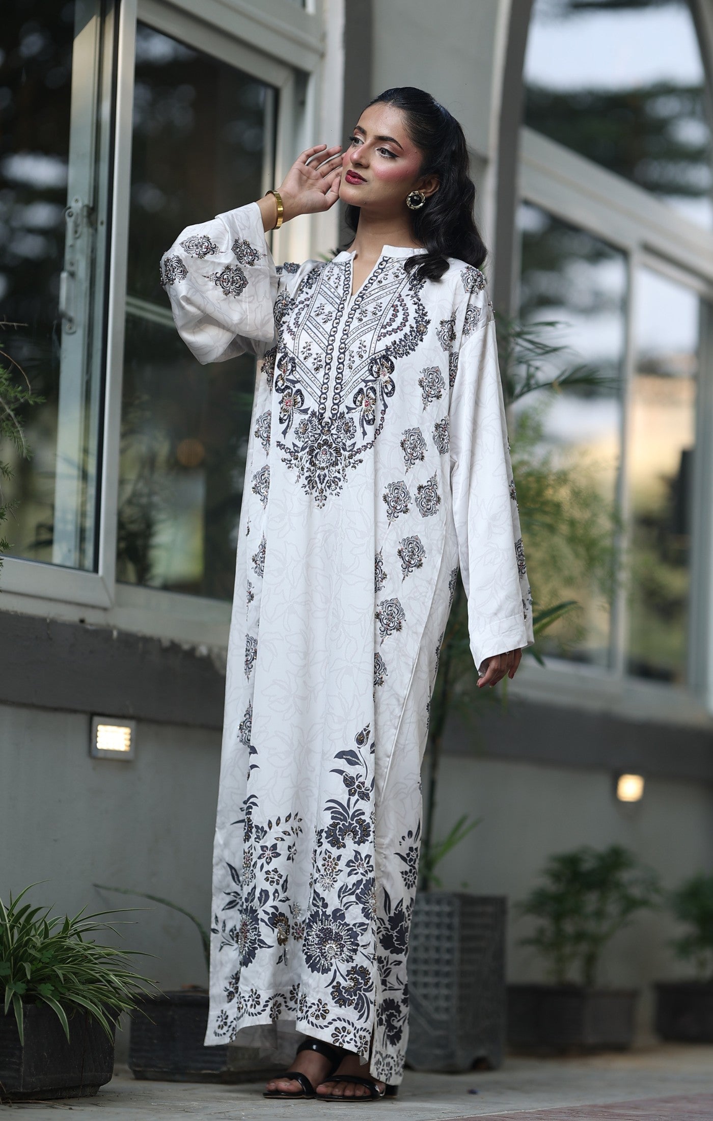 Allure - Embroidered