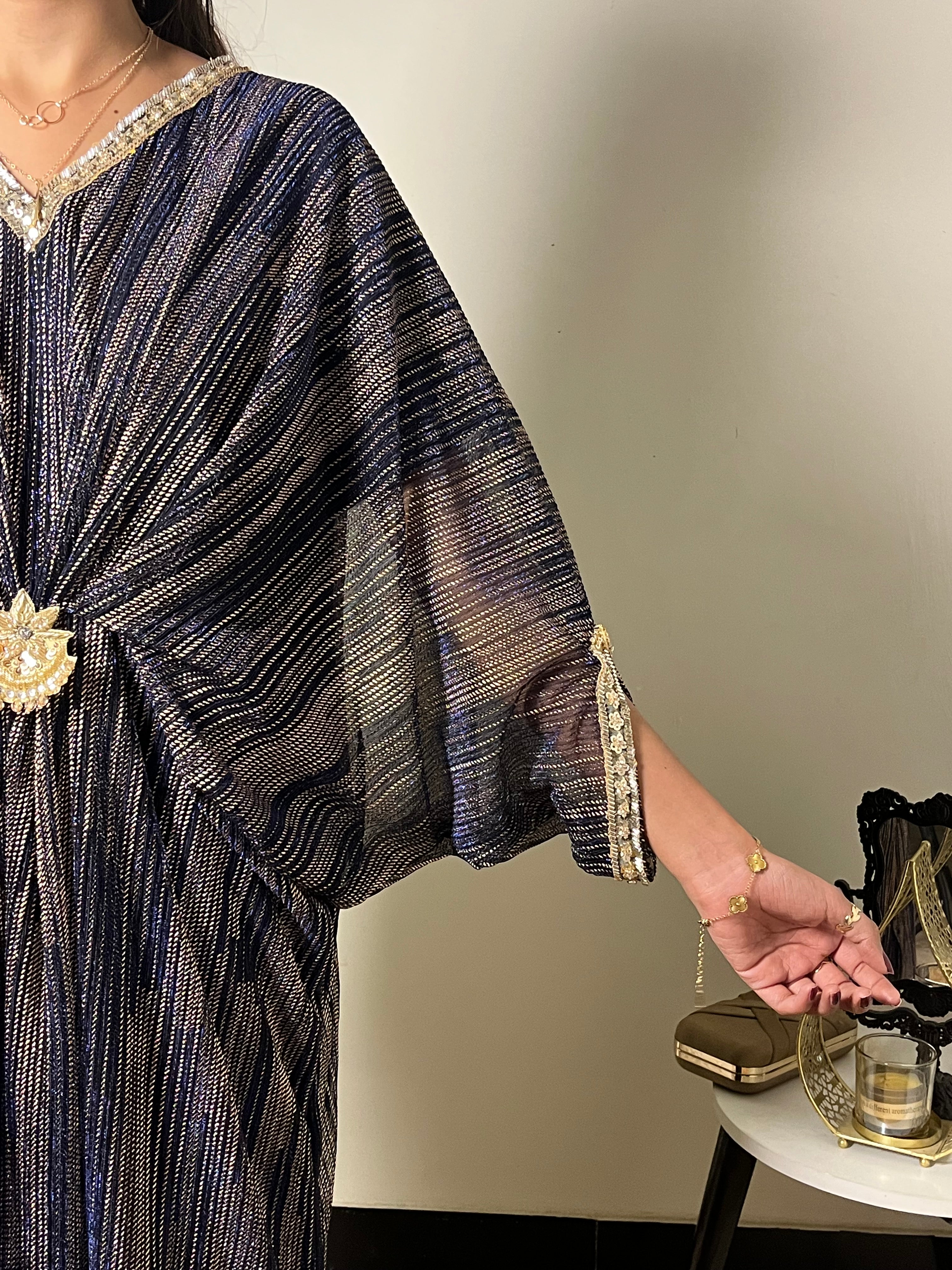 Cut-Dana Embroidered Navy Blue Moonlight Kaftan