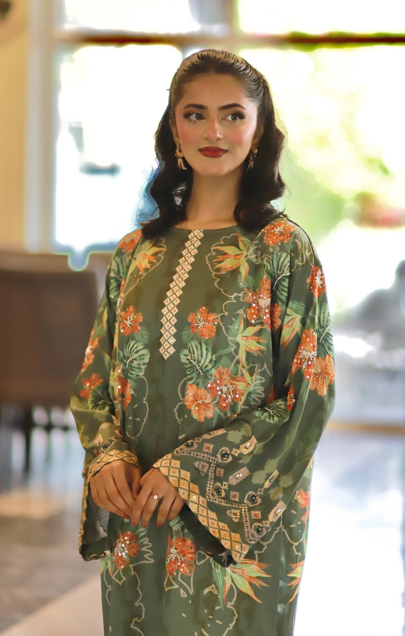 Olivea - Embroidered