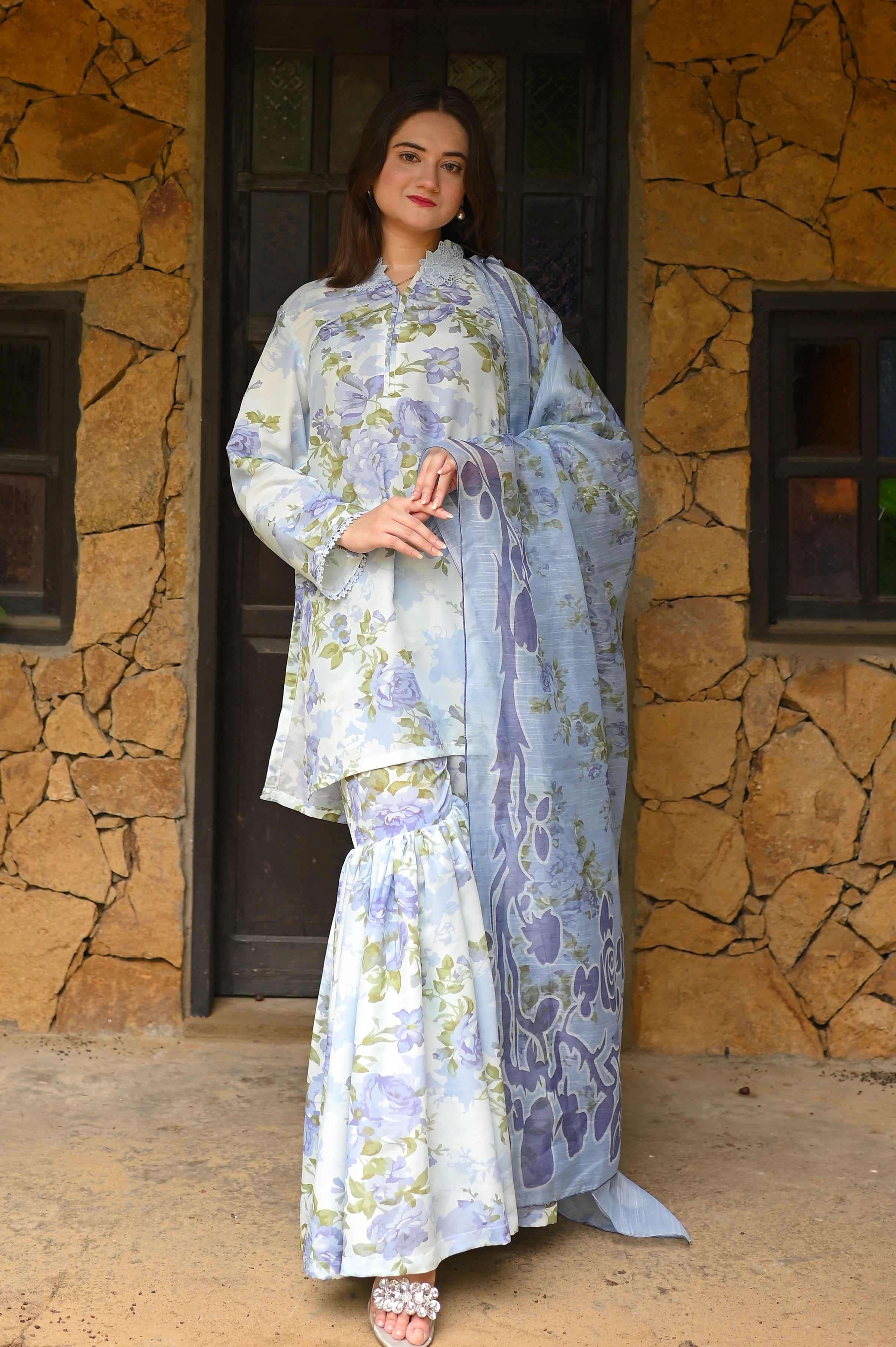 Gul Neelam