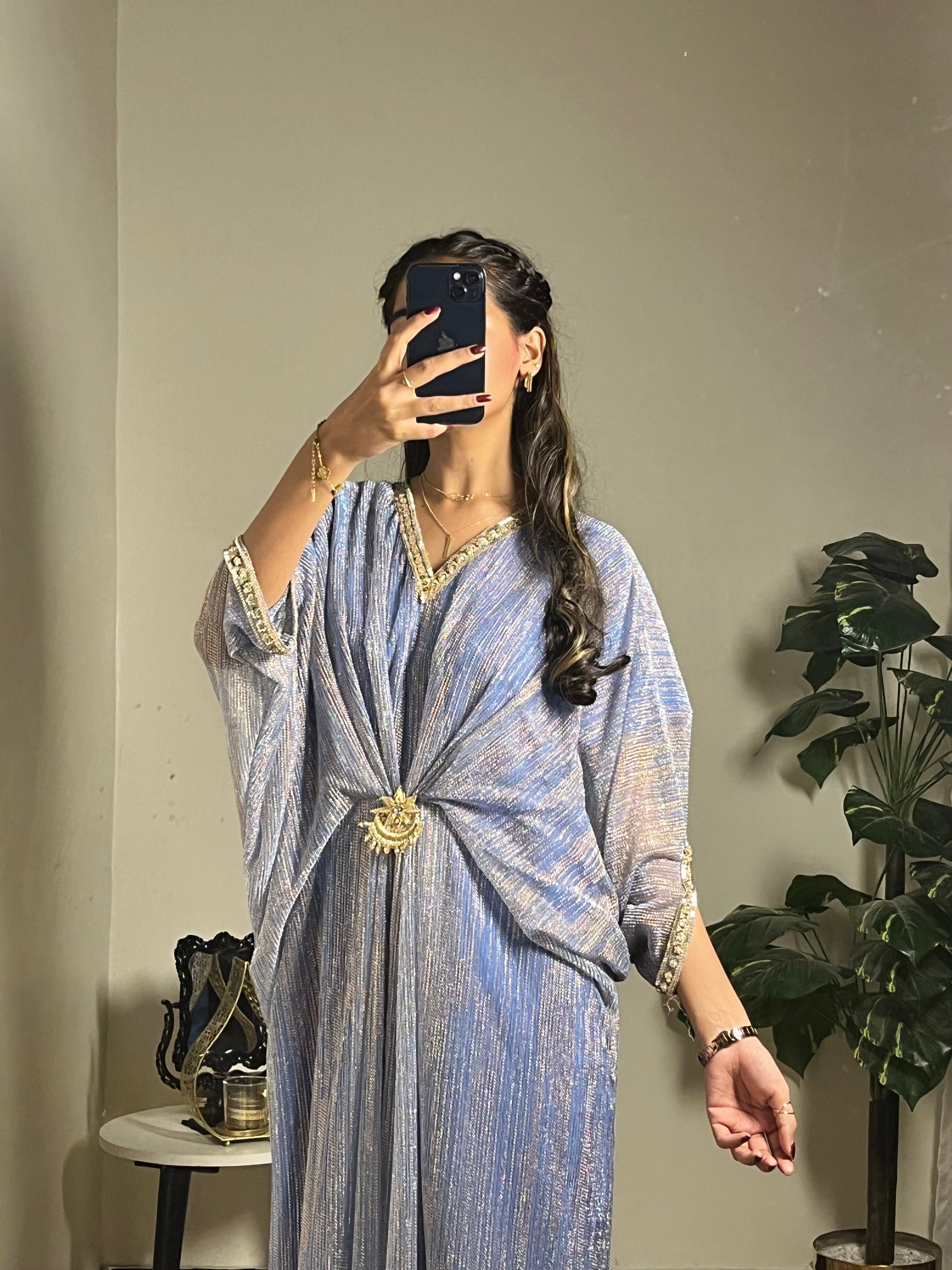 Cut-Dana Embroidered Moonlight Kaftan