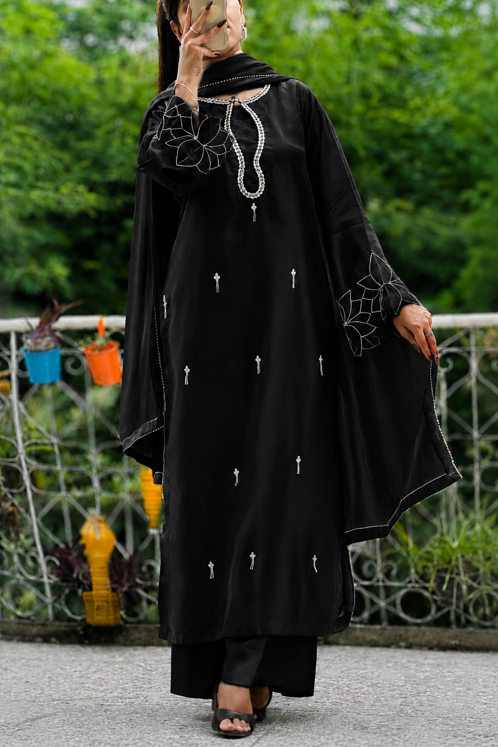 Nargis - Black (XS)