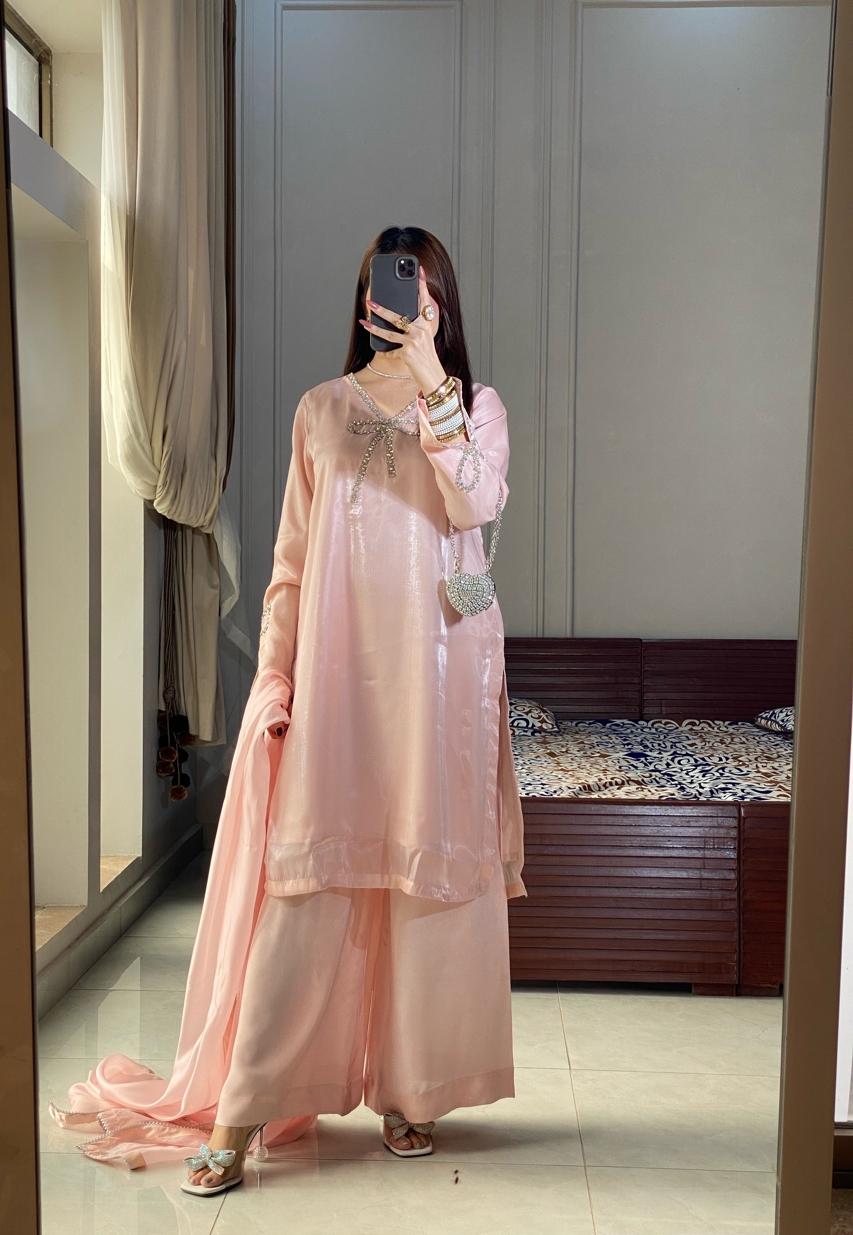 Dilruba - Pink (XS,XXL)
