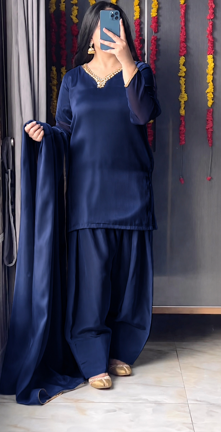 Zarish - Navy Blue (M)