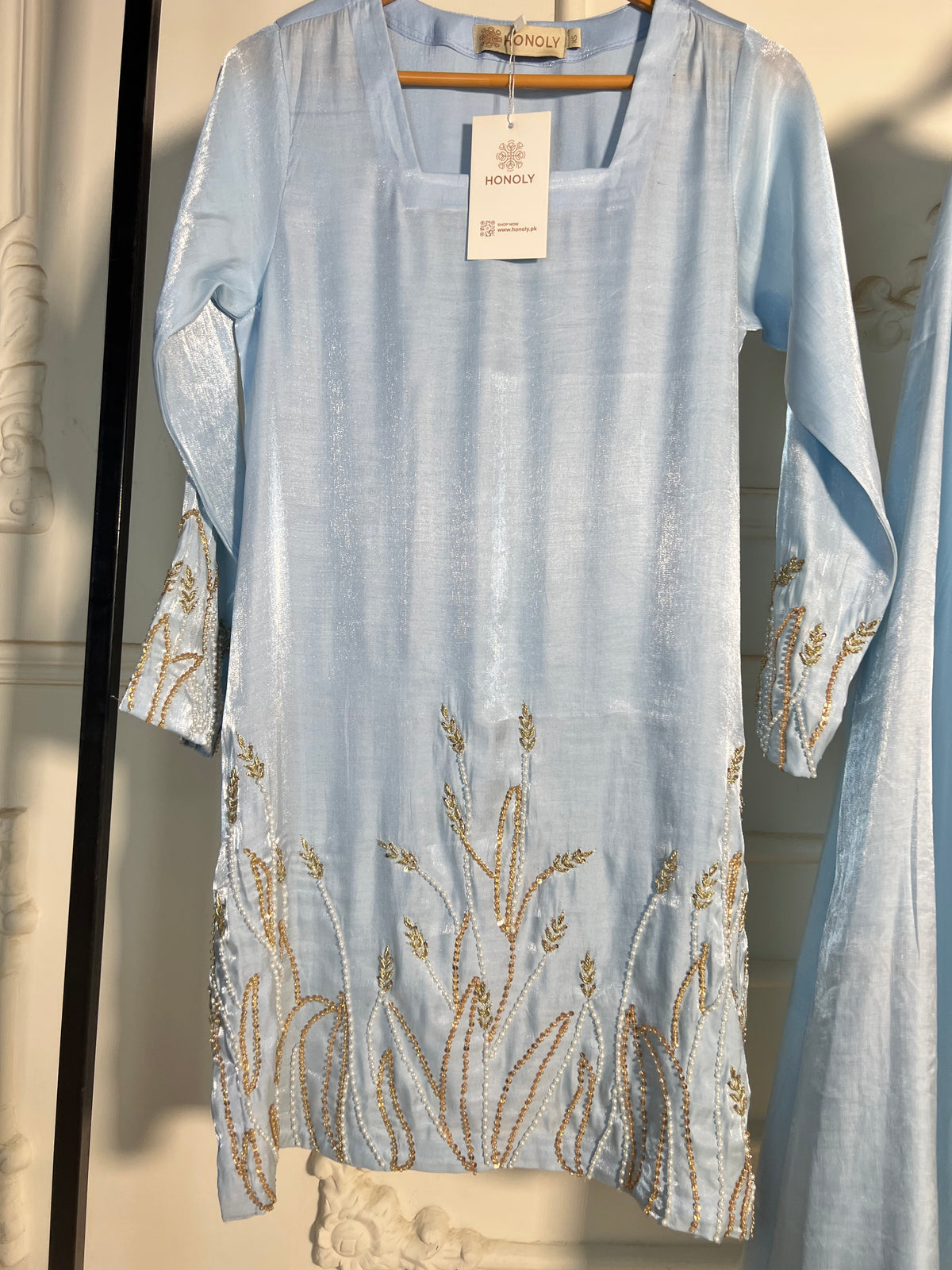 Aylin - Ice Blue