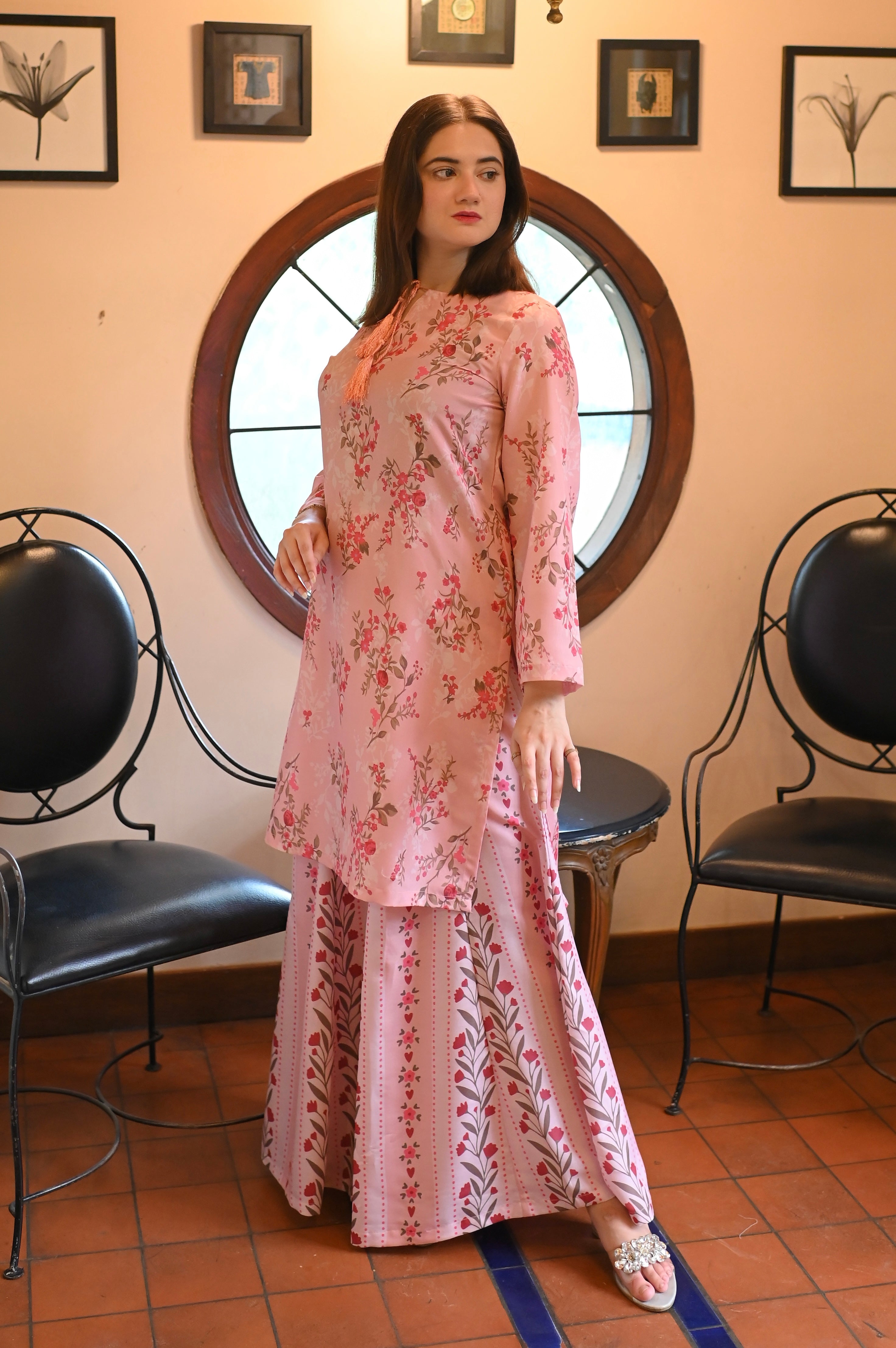 Gulaabi Saaz