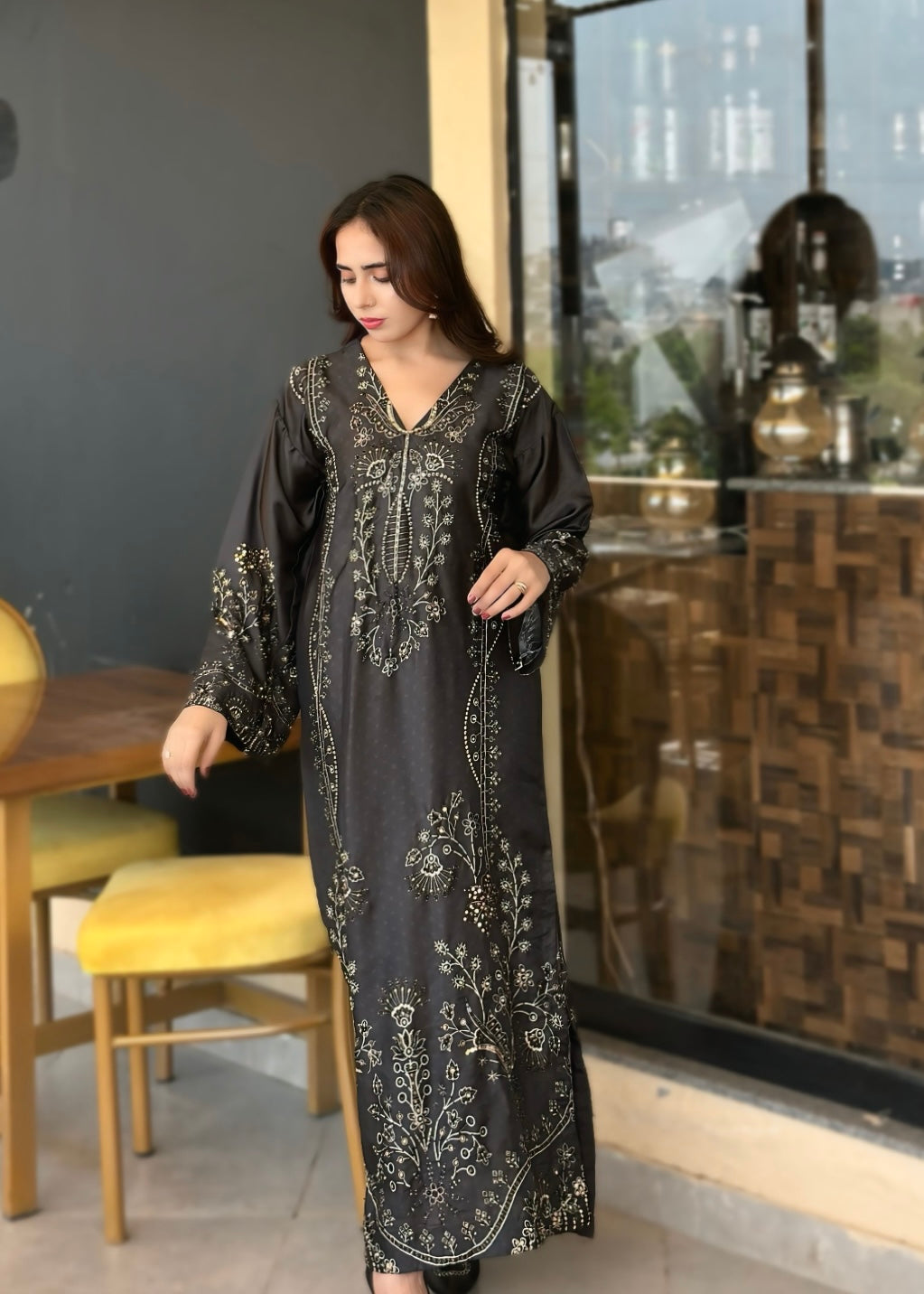 Noirelle - Embroidered
