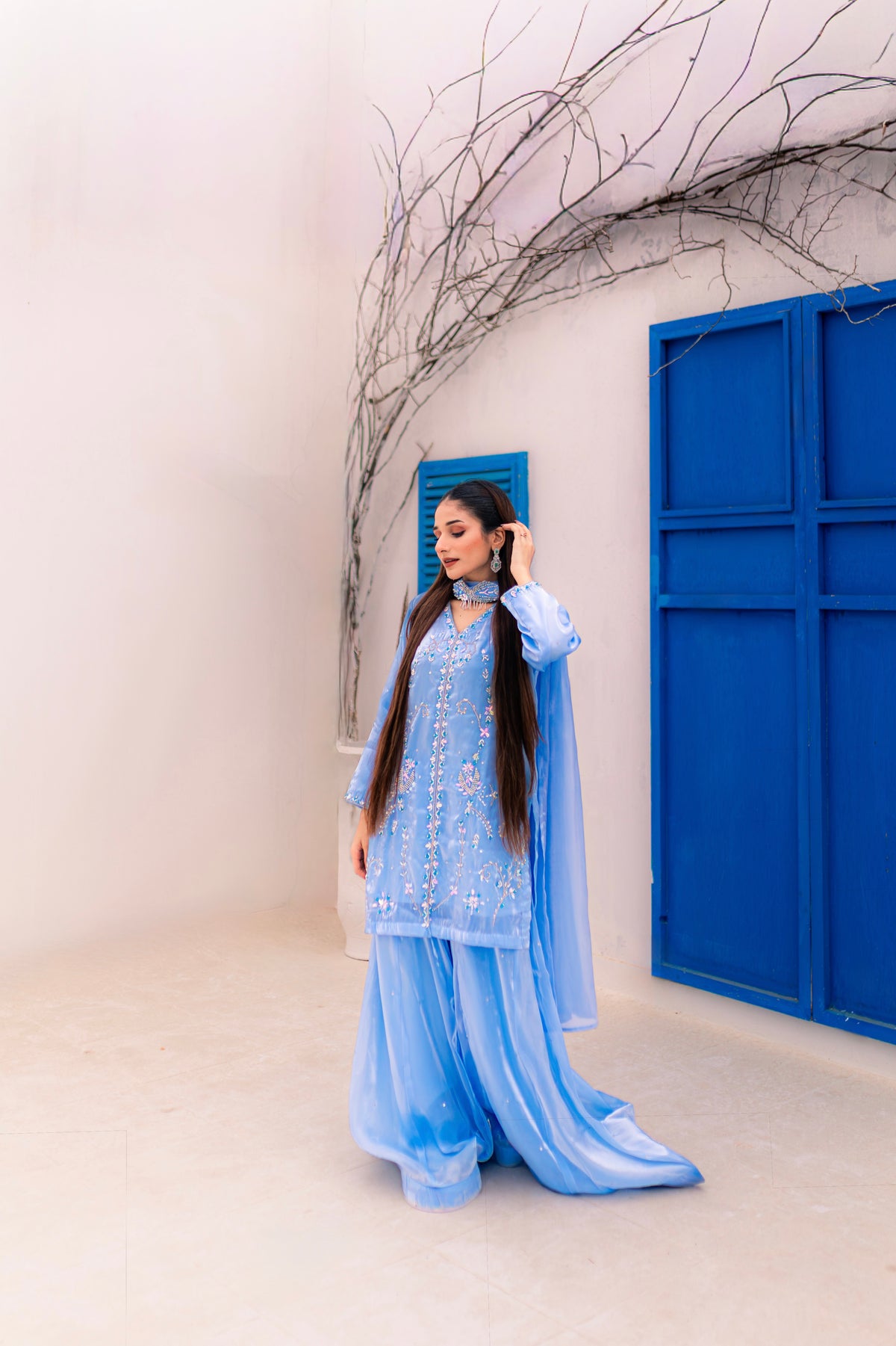 Elara - Ice Blue