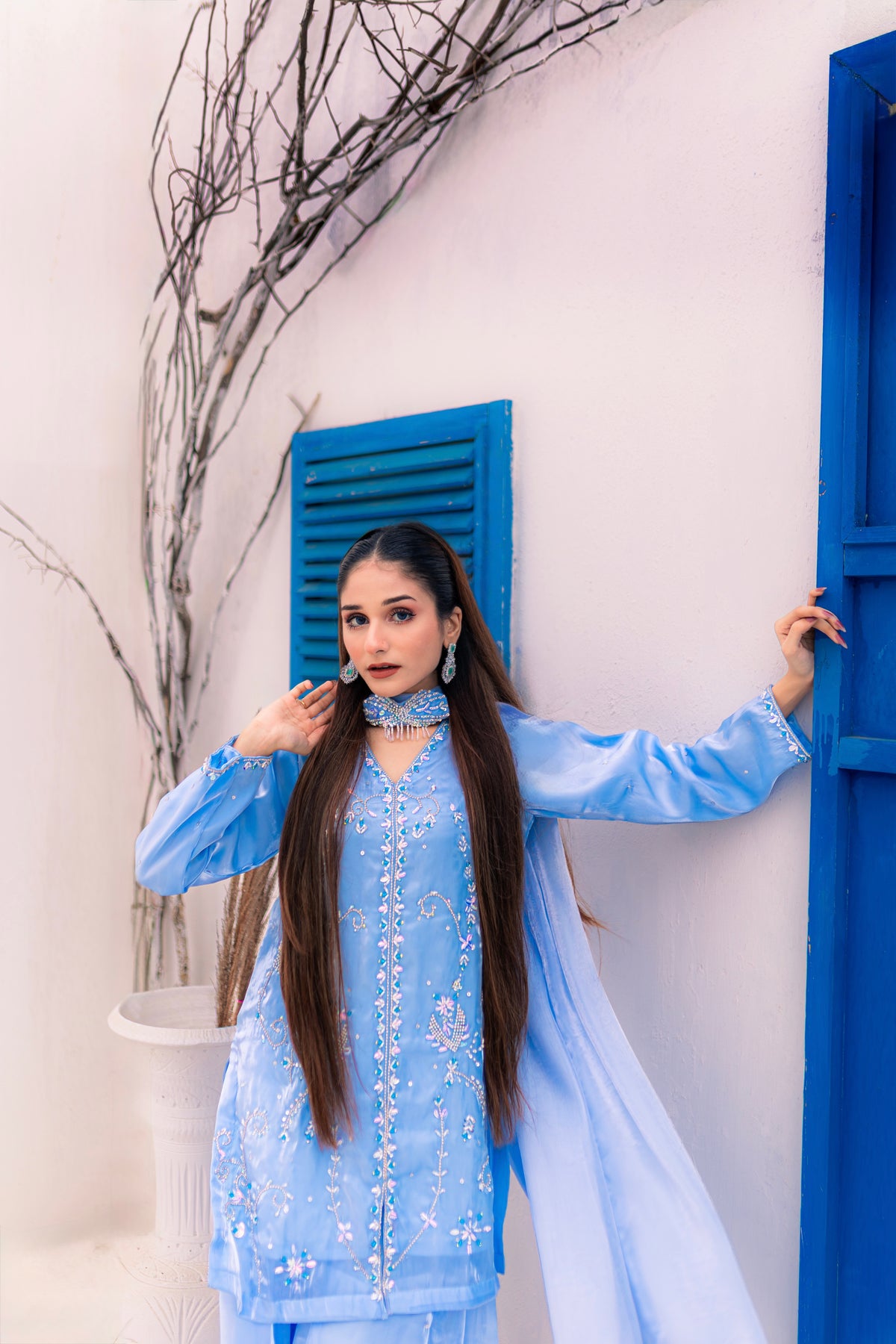 Elara - Ice Blue