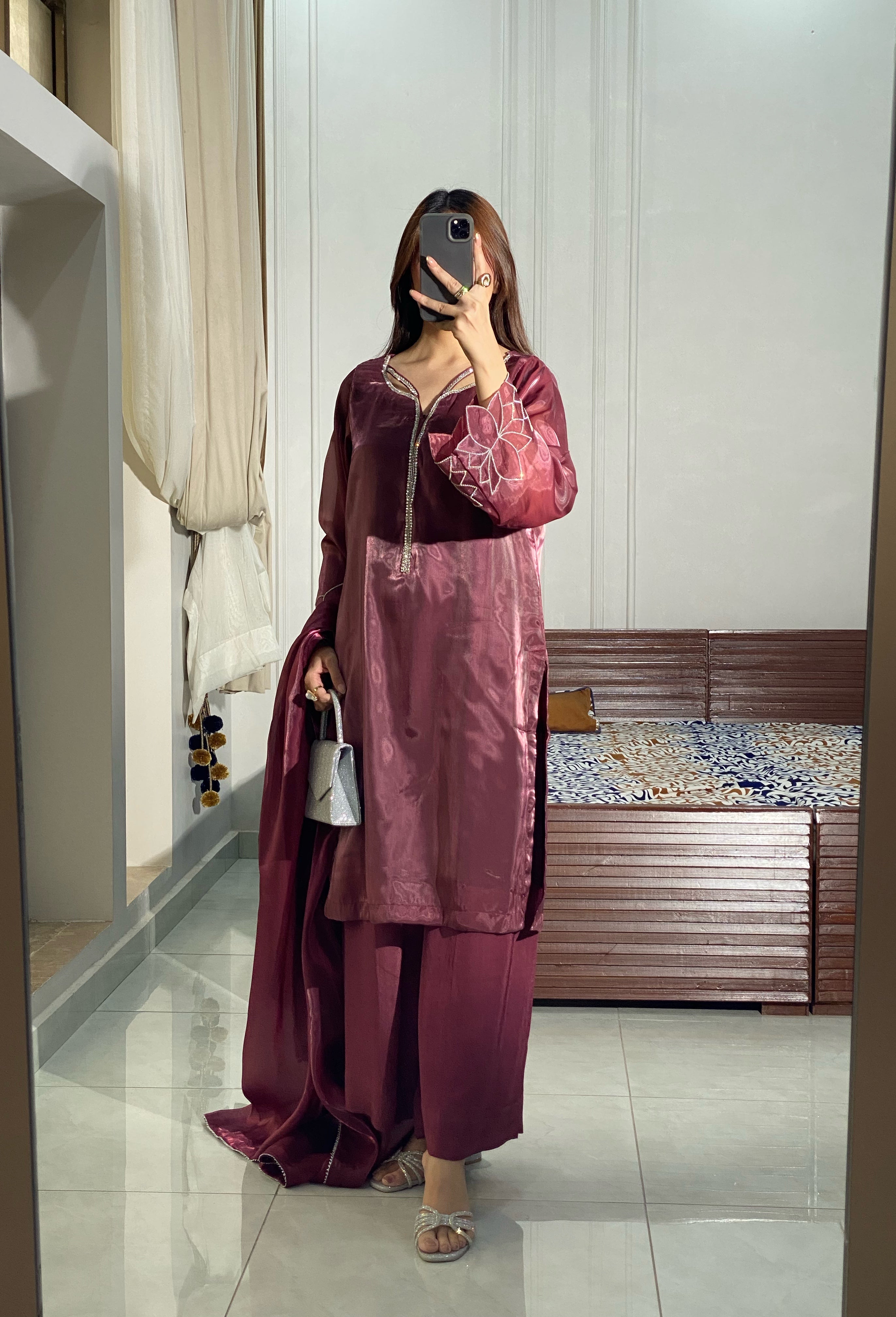Zeenat - 10 Colors