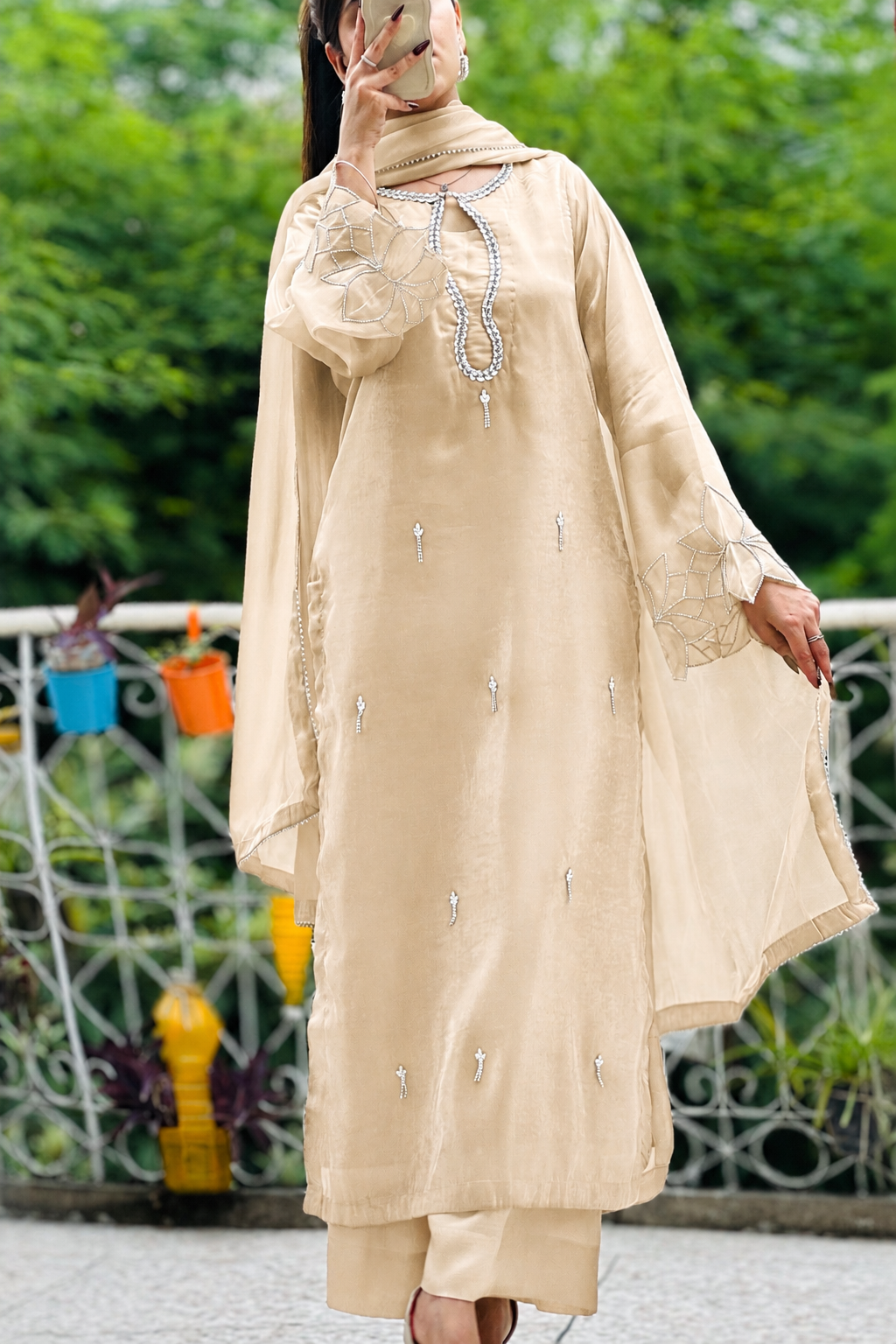 Nargis - Golden (XS)
