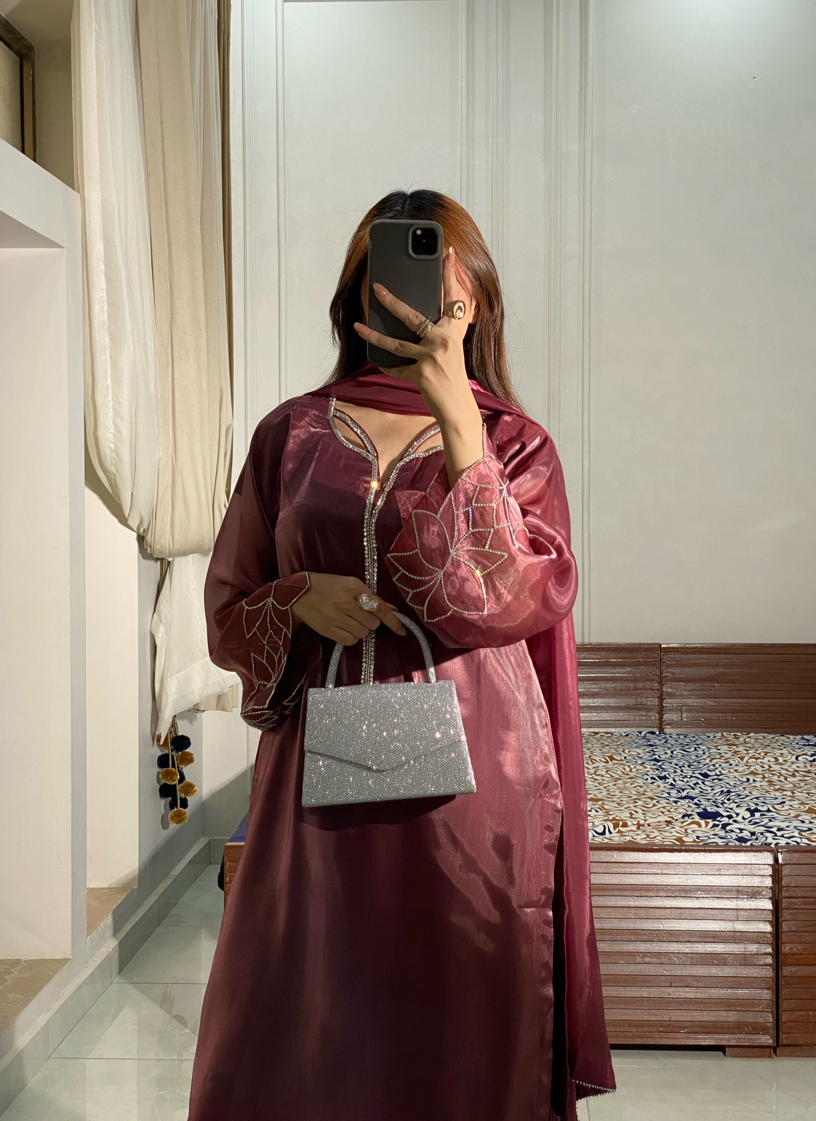 Zeenat - 10 Colors
