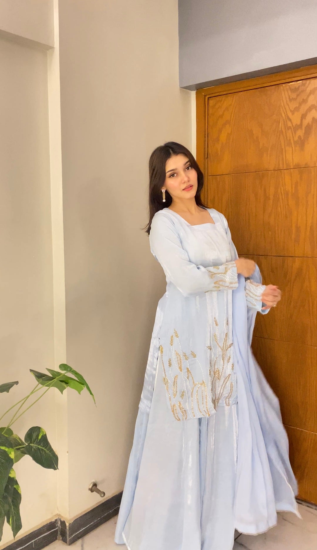Aylin - Ice Blue
