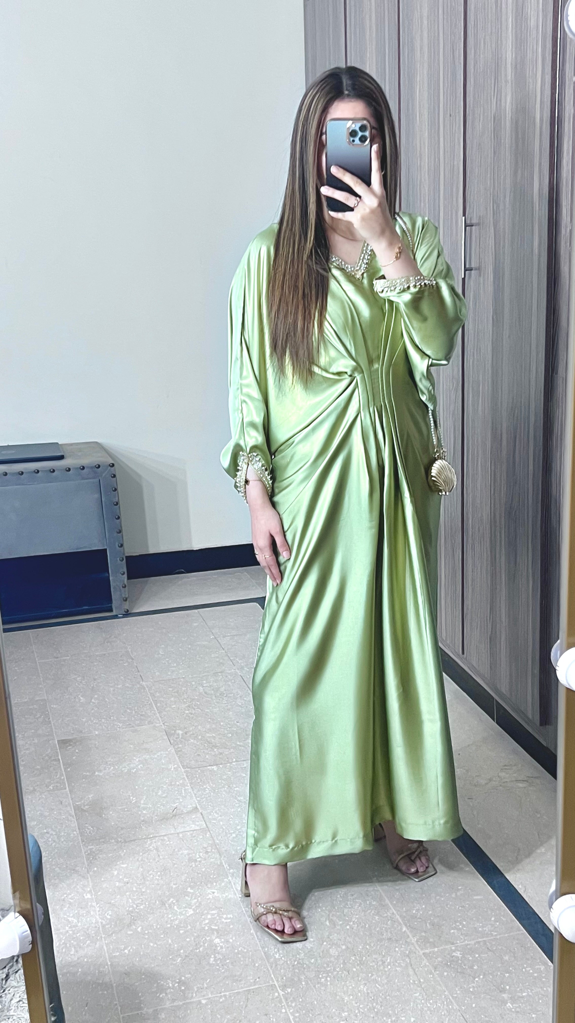 Embroidered Shimmer Green Silk Kaftan (L)