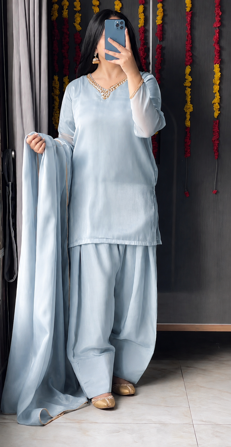 Zarish - Sky Blue (M)
